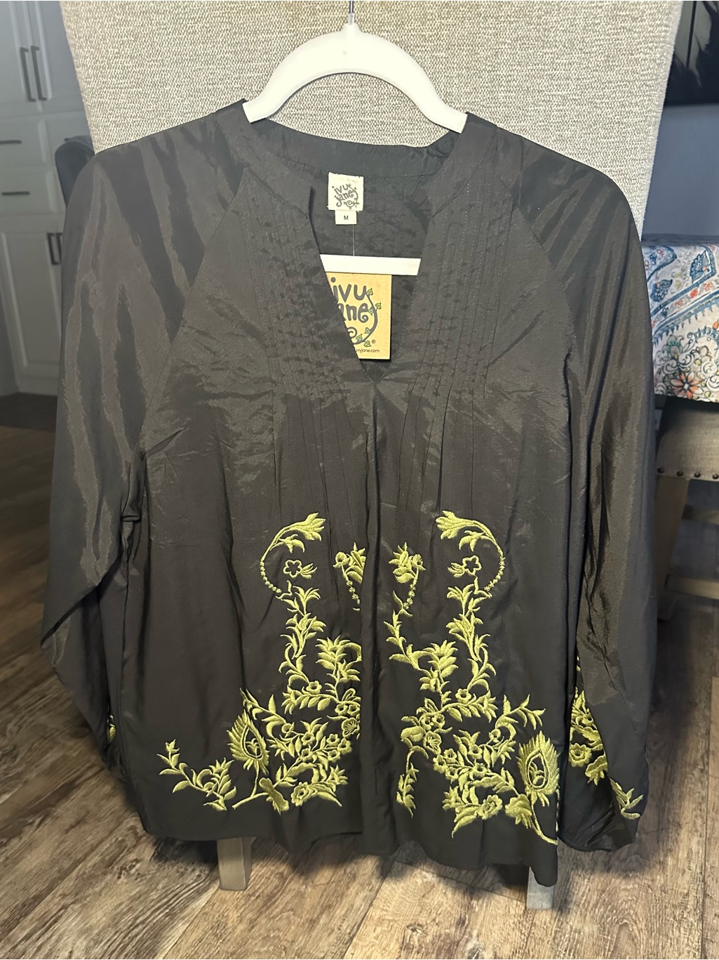 Ivy Jane Women's Poet Top Medium Black Embroidered Peasant Festival Boho